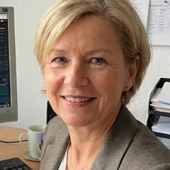 Sabine W.